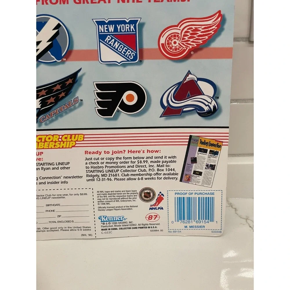 Vintage Mark Messier‎ Starting Lineup Figure Card NY Rangers NHL 1996 Sealed